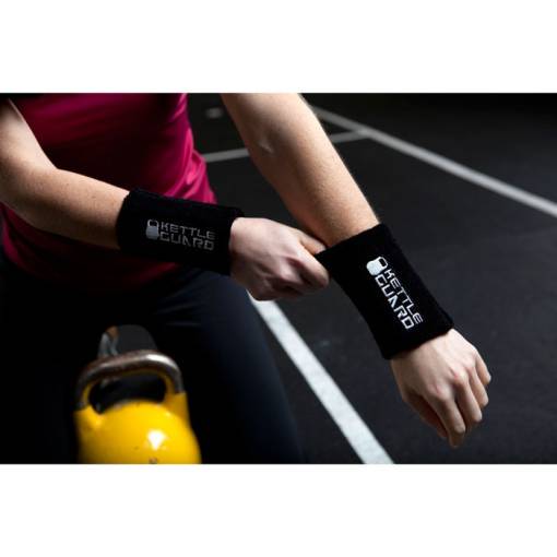 kettleguard-protection-avant-bras-kettlebell-02 kettleguard-protection-avant-bras-kettlebell-02